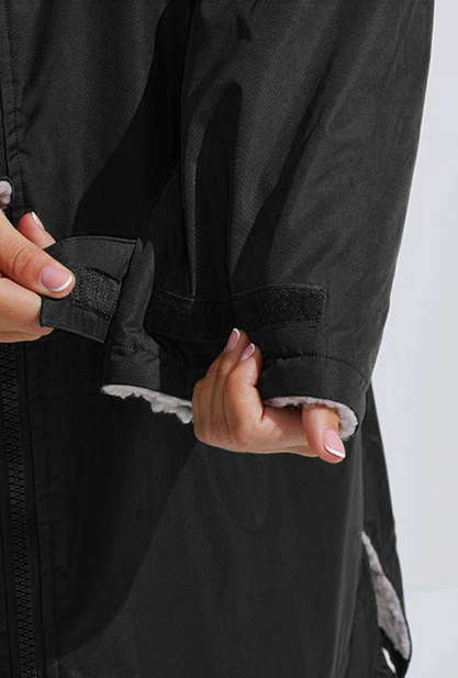 Aquaplanet Dry Waterproof Changing Robe - Black