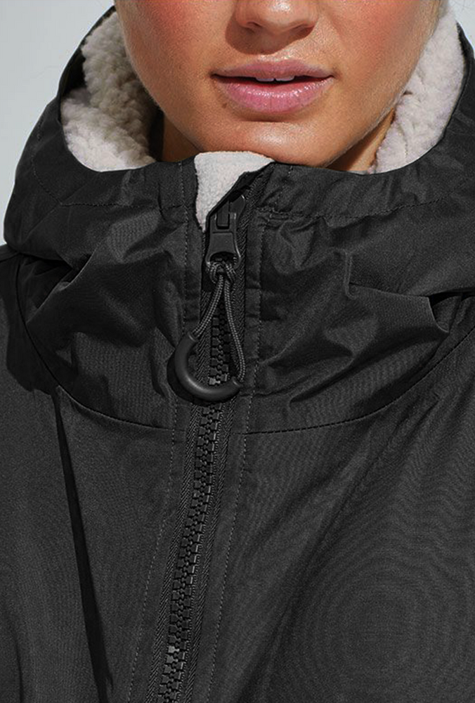 Aquaplanet Dry Waterproof Changing Robe - Black